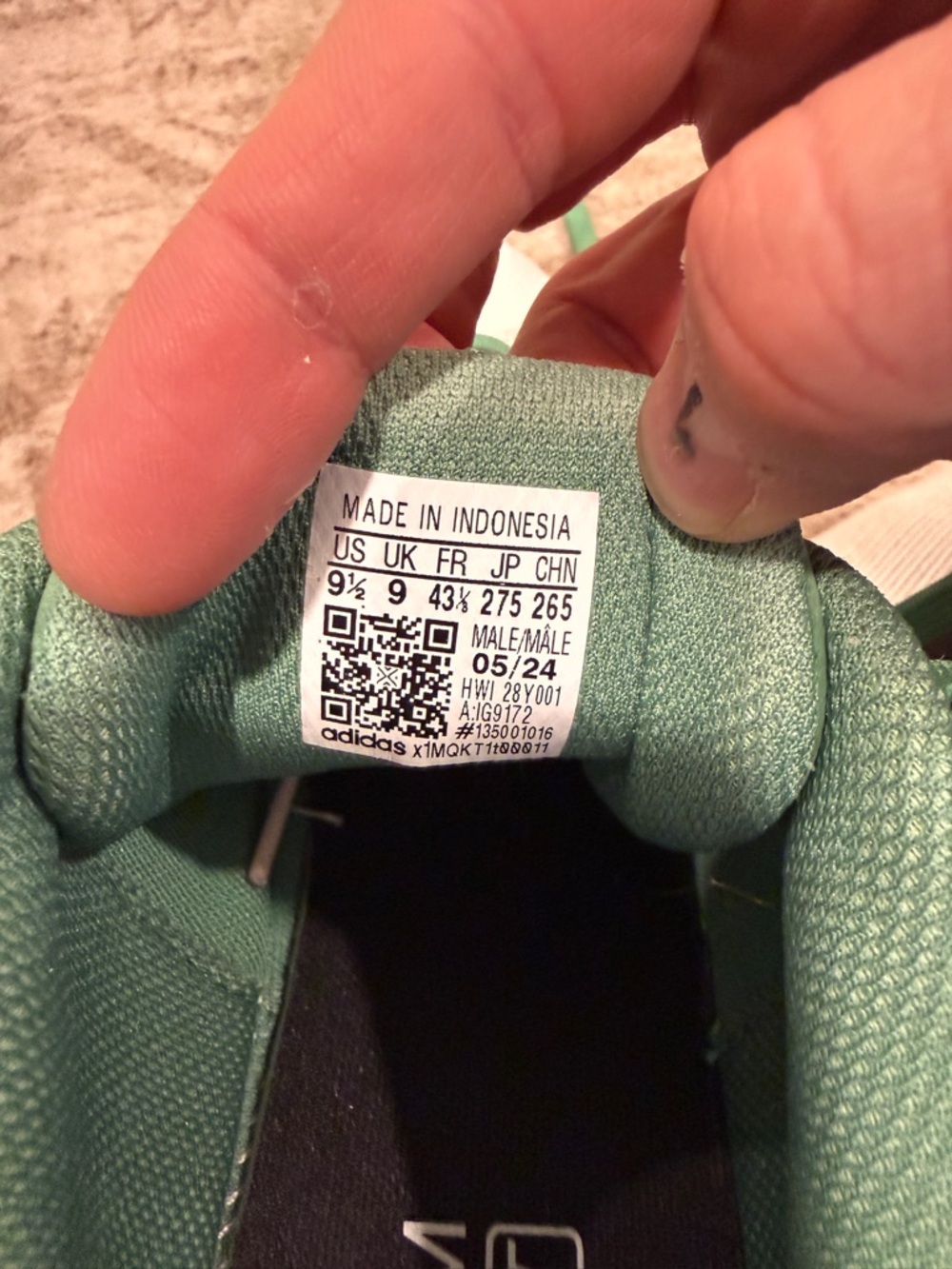 adidas White & Green Men's Sneakers with Gum Sole - Picture 4 of 4